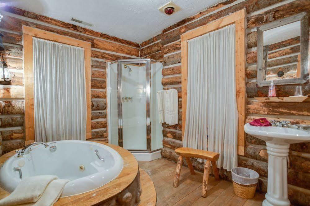 Valley House Inn Huntsville Dış mekan fotoğraf